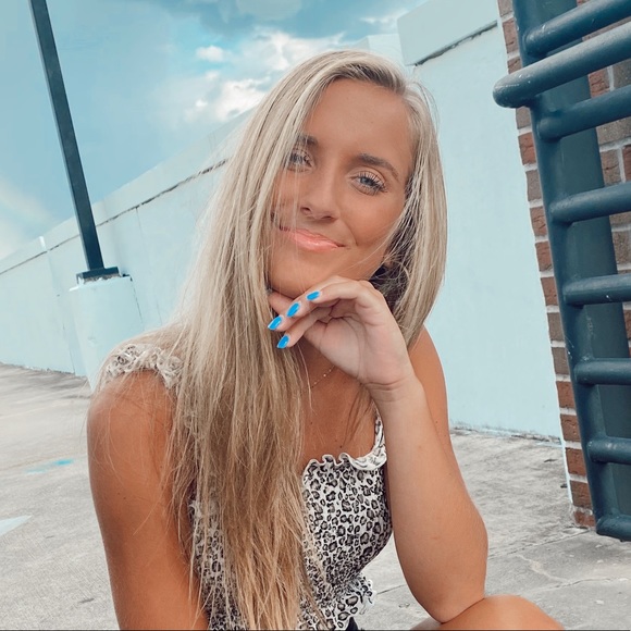 Meet your Posher, Carson - Picture 1 of 1